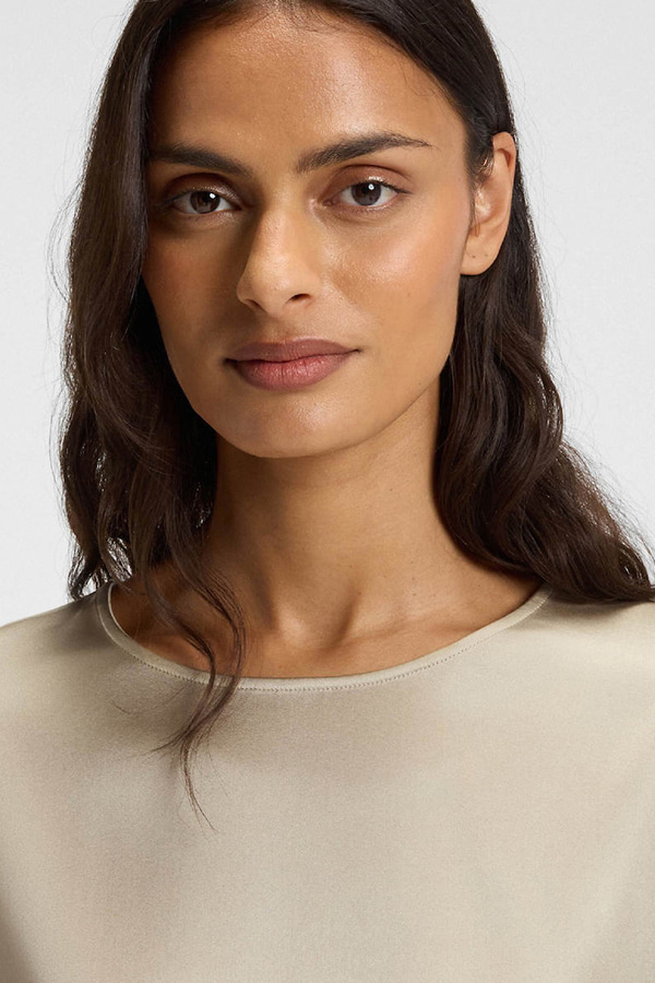 ΜΠΛΟΥΖΑ BOSS - 275